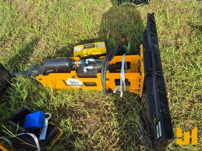 GIYI P680 CONCTETE HAMMER 4.webp