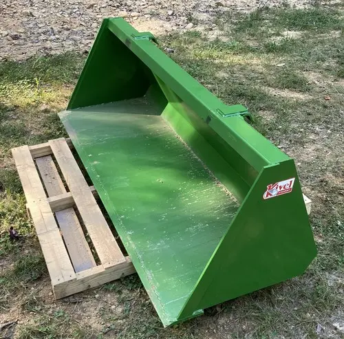 KIVEL BRAND JOHN DEERE 72" COMPACT TRACTOR BUCKET HOOK & PIN STYLE