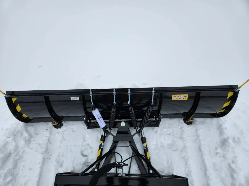 E&T COMPACT TRACTOR 96" HYD SNOWPLOW SSQA MNT