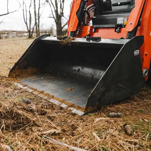 TITAN GRADE 50 LP SKID STEER BUCKET